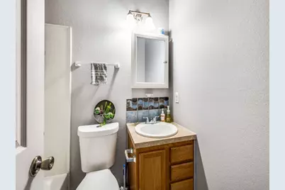 2325 Donalee Street, Fort Worth, TX 76105 - Photo 11