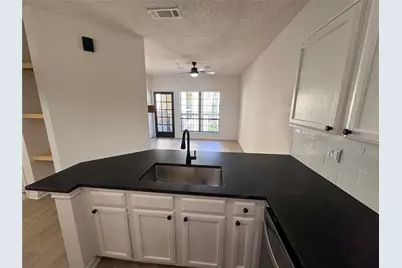 4800 W Lovers Lane #212, Dallas, TX 75209 - Photo 7