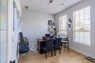 1712 Hanoverian Ln, Aubrey, TX 76227 - Photo 5