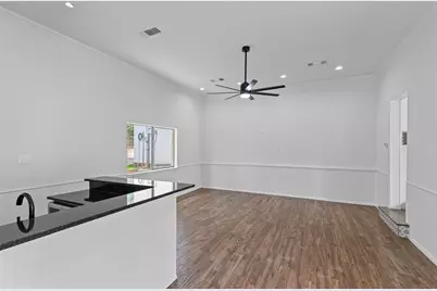 2109 Greta Lane, Fort Worth, TX 76120 - Photo 19