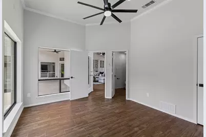 2109 Greta Lane, Fort Worth, TX 76120 - Photo 31