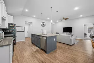 977 Sam St, Springtown, TX 76082 - Photo 13