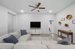 977 Sam St, Springtown, TX 76082 - Photo 5