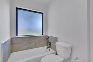 1007 Quail Run, Duncanville, TX 75116 - Photo 17