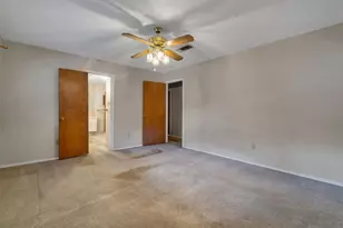 3607 Halifax Dr, Arlington, TX 76013 - Photo 19