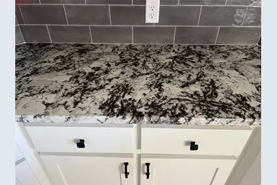 505 S Sky Court, Granbury, TX 76049 - Photo 25