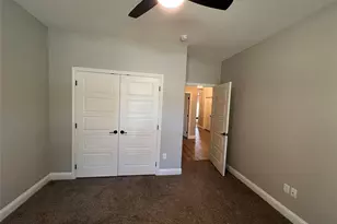 505 S Sky Ct, Granbury, TX 76049 - Photo 15