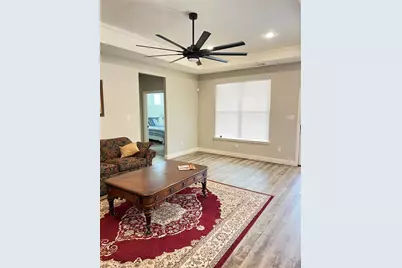 505 S Sky Court, Granbury, TX 76049 - Photo 5