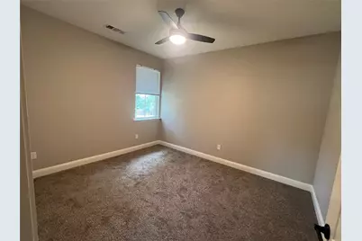 505 S Sky Court, Granbury, TX 76049 - Photo 19