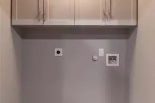 8714 Tudor Pl, Dallas, TX 75228 - Photo 5