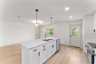 701 Botany Bay Drive, Dallas, TX 75211 - Photo 15