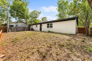 701 Botany Bay Dr, Dallas, TX 75211 - Photo 27