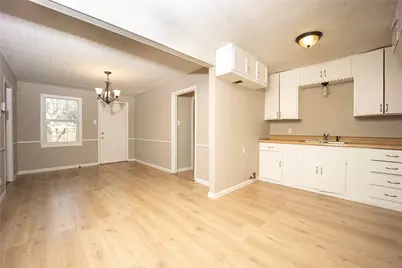 910 S Chatfield Street, Ennis, TX 75119 - Photo 1