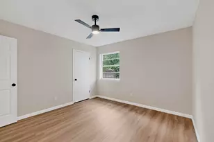 7133 Winchester Rd, North Richland Hills, TX 76182 - Photo 31