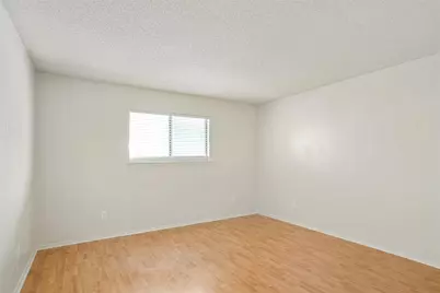 4908 Byers Avenue #D, Fort Worth, TX 76107 - Photo 11