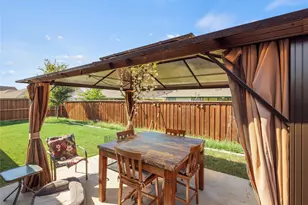 11321 Pecan Crk Dr, Providence Village, TX 76227 - Photo 23