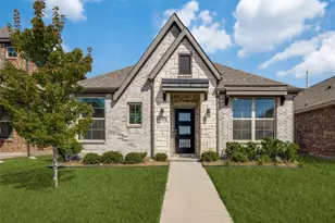 1121 Milfoil Dr, Justin, TX 76247 - Photo 5