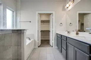 1121 Milfoil Dr, Justin, TX 76247 - Photo 15