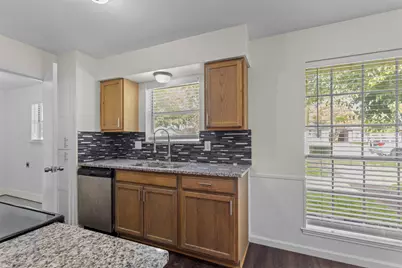 910 Waikiki Drive, Garland, TX 75043 - Photo 7