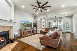 6317 Creekwood Ct, Sachse, TX 75048 - Photo 3