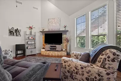 2645 Hundred Knights Drive, Lewisville, TX 75056 - Photo 15