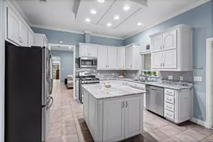 4012 Apache Trail Ct, Granbury, TX 76048 - Photo 9