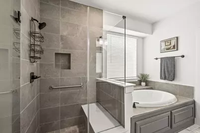 8201 Twin Creek Trail, Rowlett, TX 75089 - Photo 17