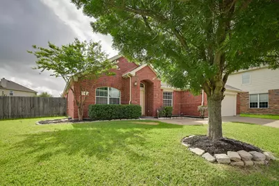 4 Blue Meadow Court, Mansfield, TX 76063 - Photo 3