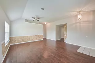 4 Blue Meadow Ct, Mansfield, TX 76063 - Photo 9