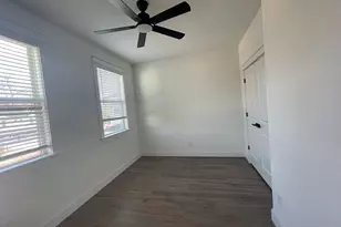 2638 Sutton St, Dallas, TX 75210 - Photo 15