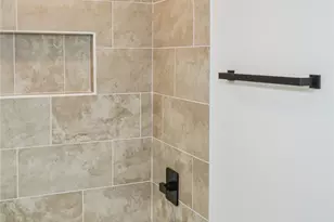 2638 Sutton St, Dallas, TX 75210 - Photo 9