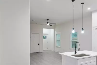 2634 Sutton Street, Dallas, TX 75210 - Photo 11