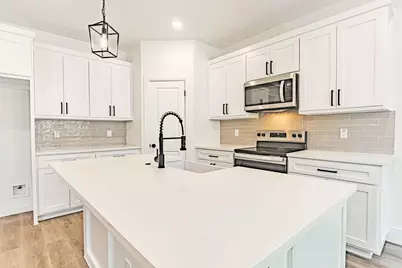 2314 Beverly Drive, Granbury, TX 76048 - Photo 13