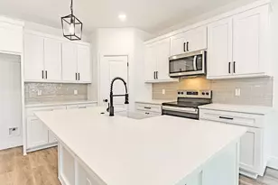 2314 Beverly Dr, Granbury, TX 76048 - Photo 13