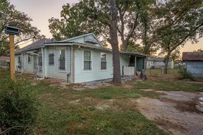 2720 S 2nd Street, Waco, TX 76706 - Photo 13
