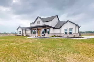 254 Co Rd 4615, Wolfe City, TX 75496 - Photo 9