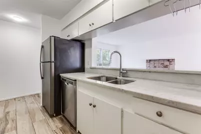 5881 Preston View Boulevard #215, Dallas, TX 75240 - Photo 13