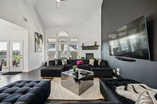 518 Valley Dr, Midlothian, TX 76065 - Photo 13