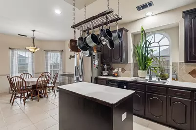 2909 Rockford Court, Mansfield, TX 76063 - Photo 7