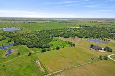 626 Scoggins Road, Tioga, TX 76271 - Photo 9