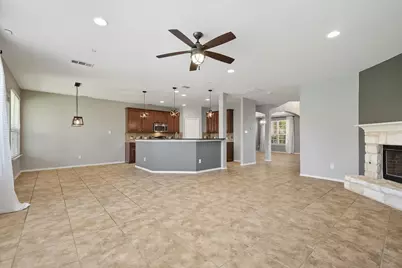 9205 Marble Falls Drive, Arlington, TX 76002 - Photo 11