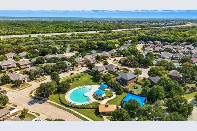 9205 Marble Falls Drive, Arlington, TX 76002 - Photo 39