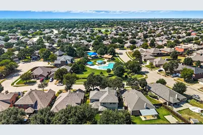 9205 Marble Falls Drive, Arlington, TX 76002 - Photo 37