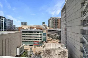 2408 Victory Park Ln, Dallas, TX 75219 - Photo 27