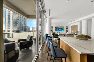 2408 Victory Park Ln, Dallas, TX 75219 - Photo 11