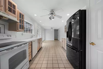 2131 Mountainview Drive, Waco, TX 76710 - Photo 9