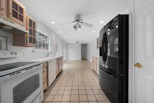 2131 Mountainview Dr, Waco, TX 76710 - Photo 9