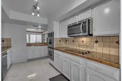 6433 Southpoint Drive, Dallas, TX 75248 - Photo 13