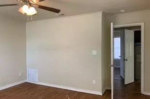 1201 S Throckmorton St, Sherman, TX 75090 - Photo 11