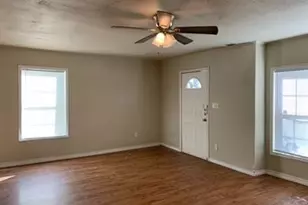 1201 S Throckmorton St, Sherman, TX 75090 - Photo 3